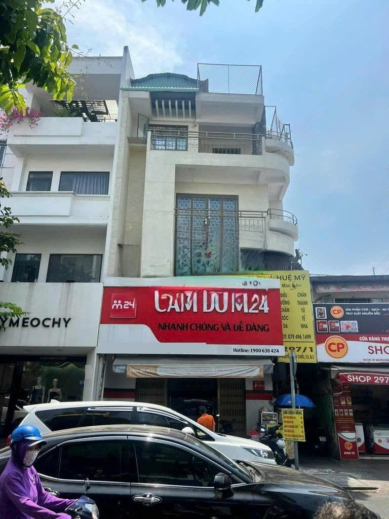 Cho thuê nhà mặt tiền đường Nguyễn Đình Chiểu quận 3