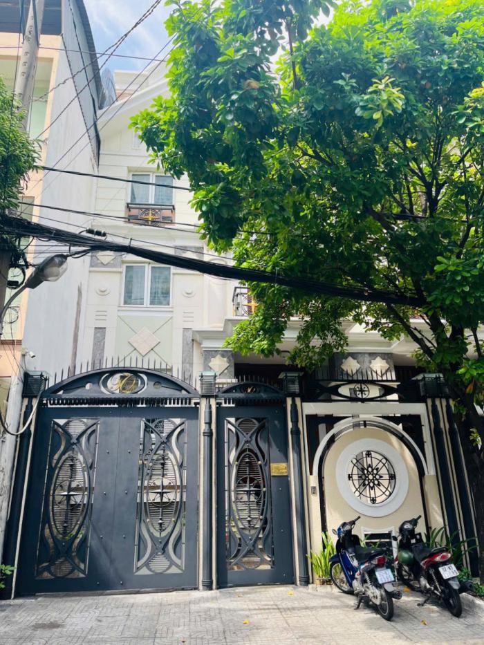 Cho thuê nhà mặt tiền đường Nguyễn Minh Hoàng quận Tân Bình