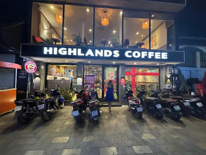 Cho thuê nhà mặt tiền đường Nguyễn Thái Học, nhà chính chủ Quận 1