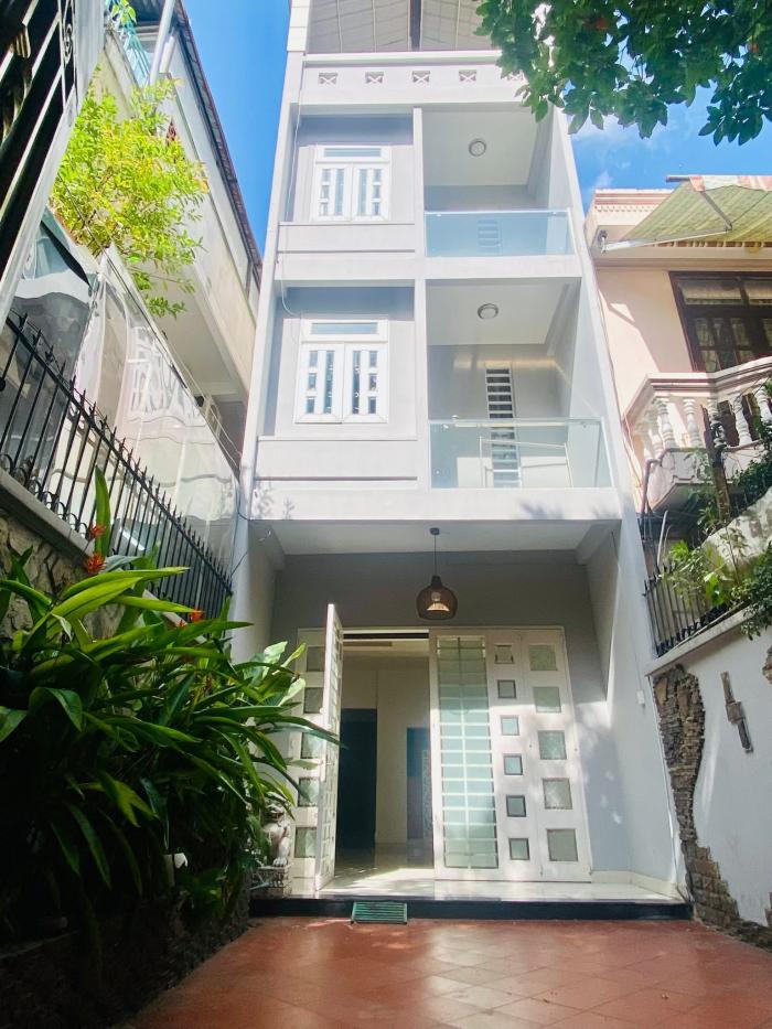 Cho thuê nhà mặt tiền đường Nguyễn Trọng Lội quận Tân Bình