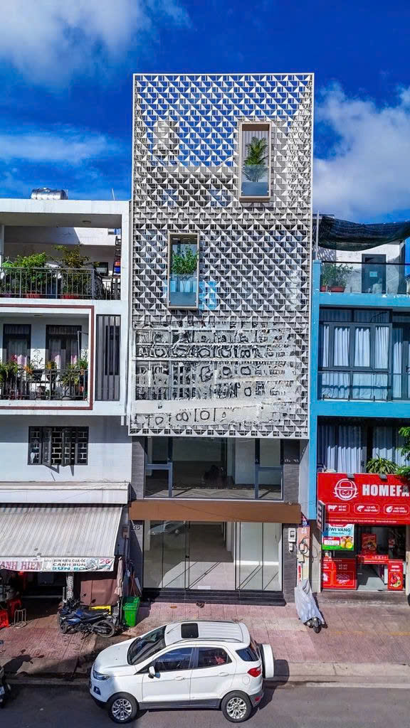 Cho thuê nhà mặt tiền đường Nguyễn Văn Hưởng Quận 2