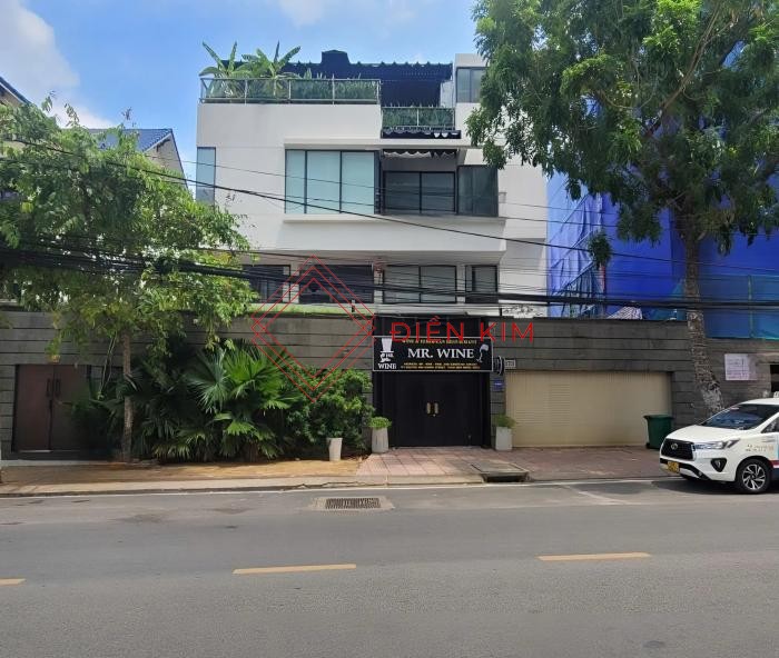 Cho thuê nhà mặt tiền đường Nguyễn Văn Hưởng Quận 2