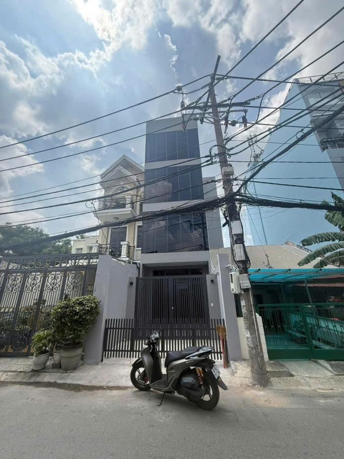 Cho thuê nhà mặt tiền đường Phú Mỹ quận Bình Thạnh