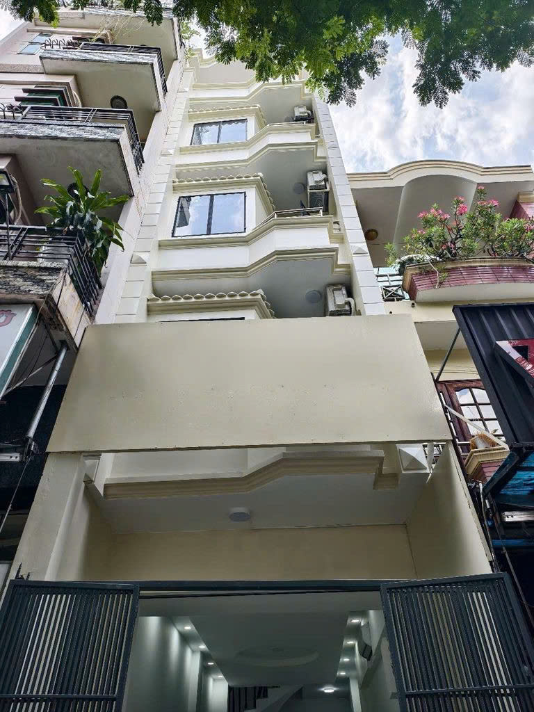 Cho thuê nhà mặt tiền đường Rạch Bùng Binh Quận 3
