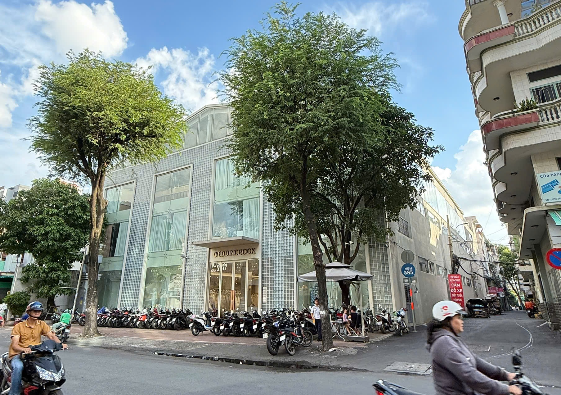 Cho thuê nhà mặt tiền đường Sư Vạn Hạnh quận 10