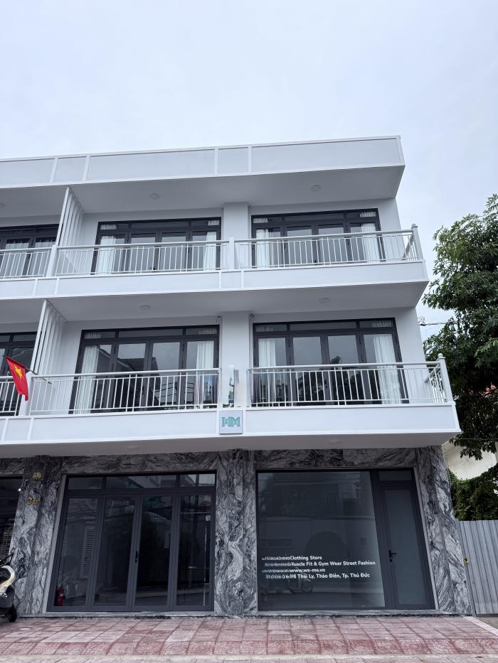 Cho thuê nhà mặt tiền đường Thái Lý, nhà chính chủ quận 2