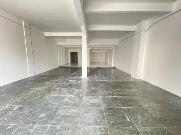 Cho thuê nhà mặt tiền đường Trần Hưng Đạo quận 1