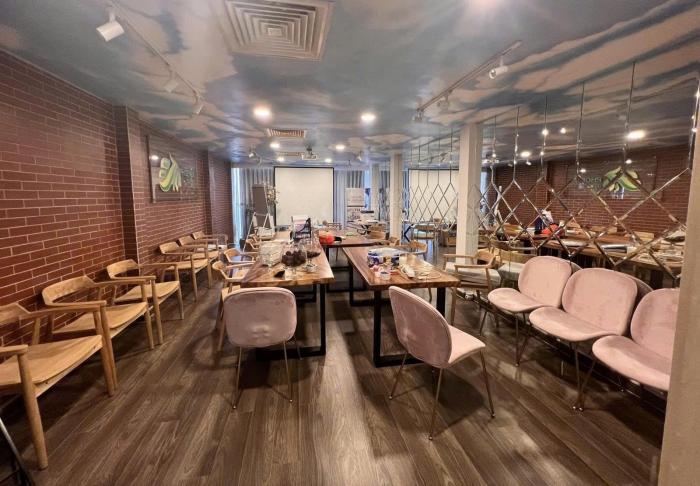 Cho thuê nhà mặt tiền đường Trường Sa Quận Phú Nhuận