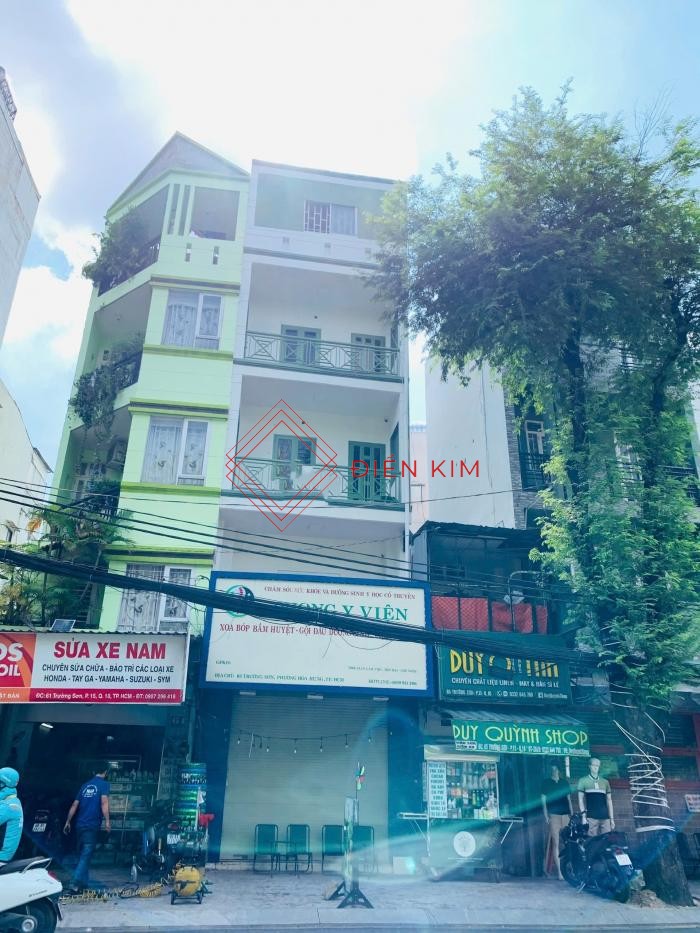 Cho thuê nhà mặt tiền đường Trường Sơn Quận 10