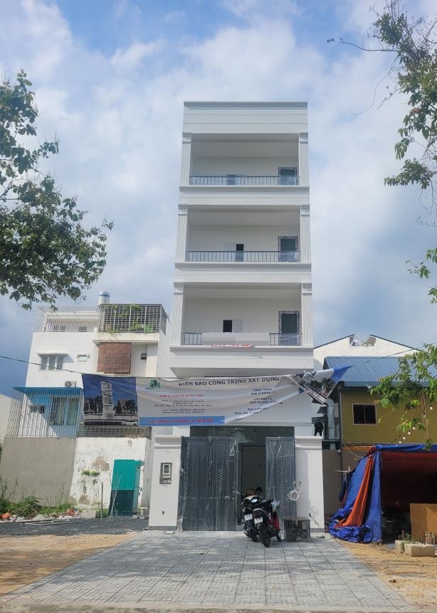 Cho thuê nhà mặt tiền đường Trương Văn Bang, nhà nguyên căn chính chủ quận 2