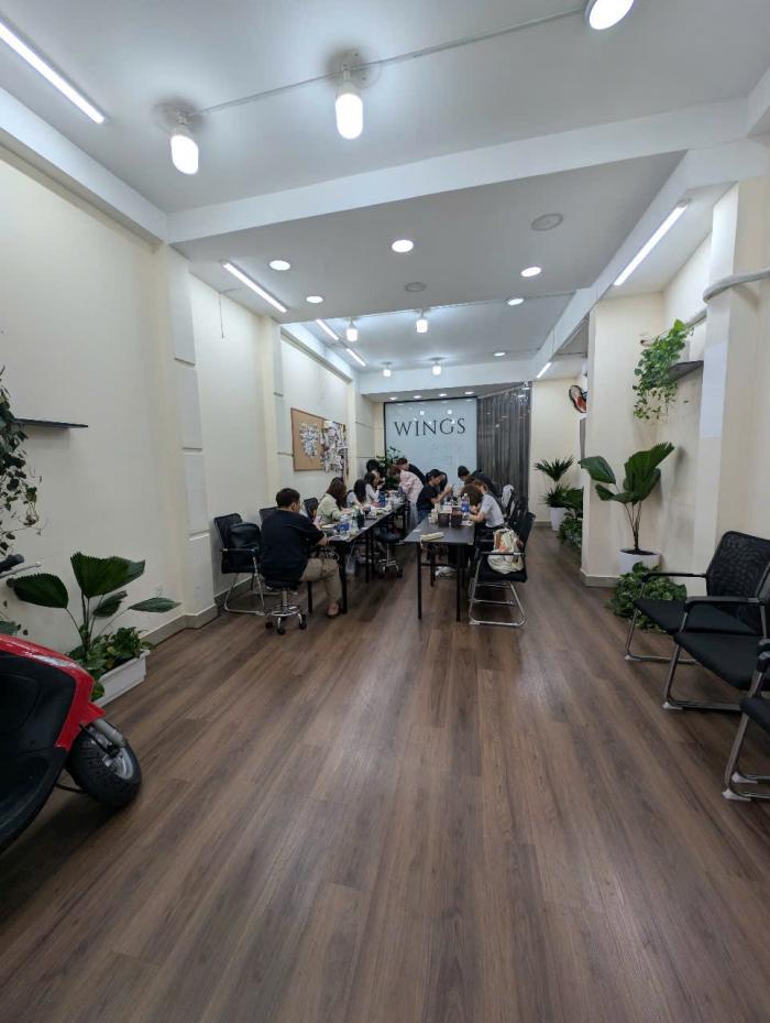 Cho thuê nhà mặt tiền nguyên căn đường Đồng Xoài quận Tân Bình