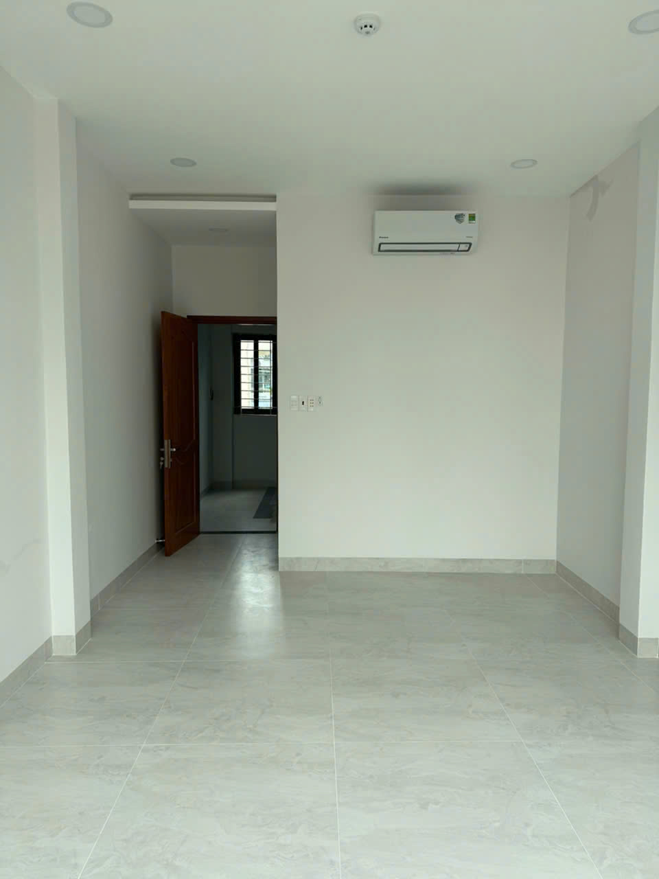 Cho thuê nhà mặt tiền Quận 1 đường Cô Bắc