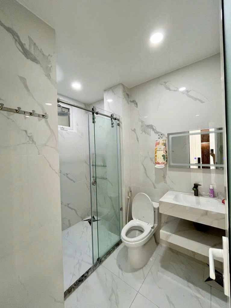 Cho thuê nhà mặt tiền quận Bình Thạnh đường Nguyễn Văn Đậu