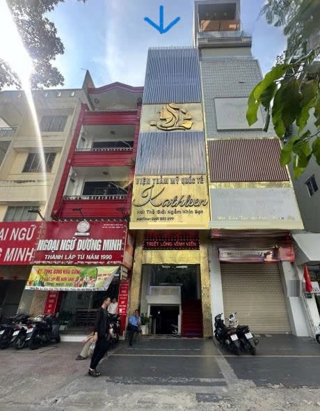 Cho thuê nhà nguyên căn mặt tiền đường Trần Hưng Đạo quận 1