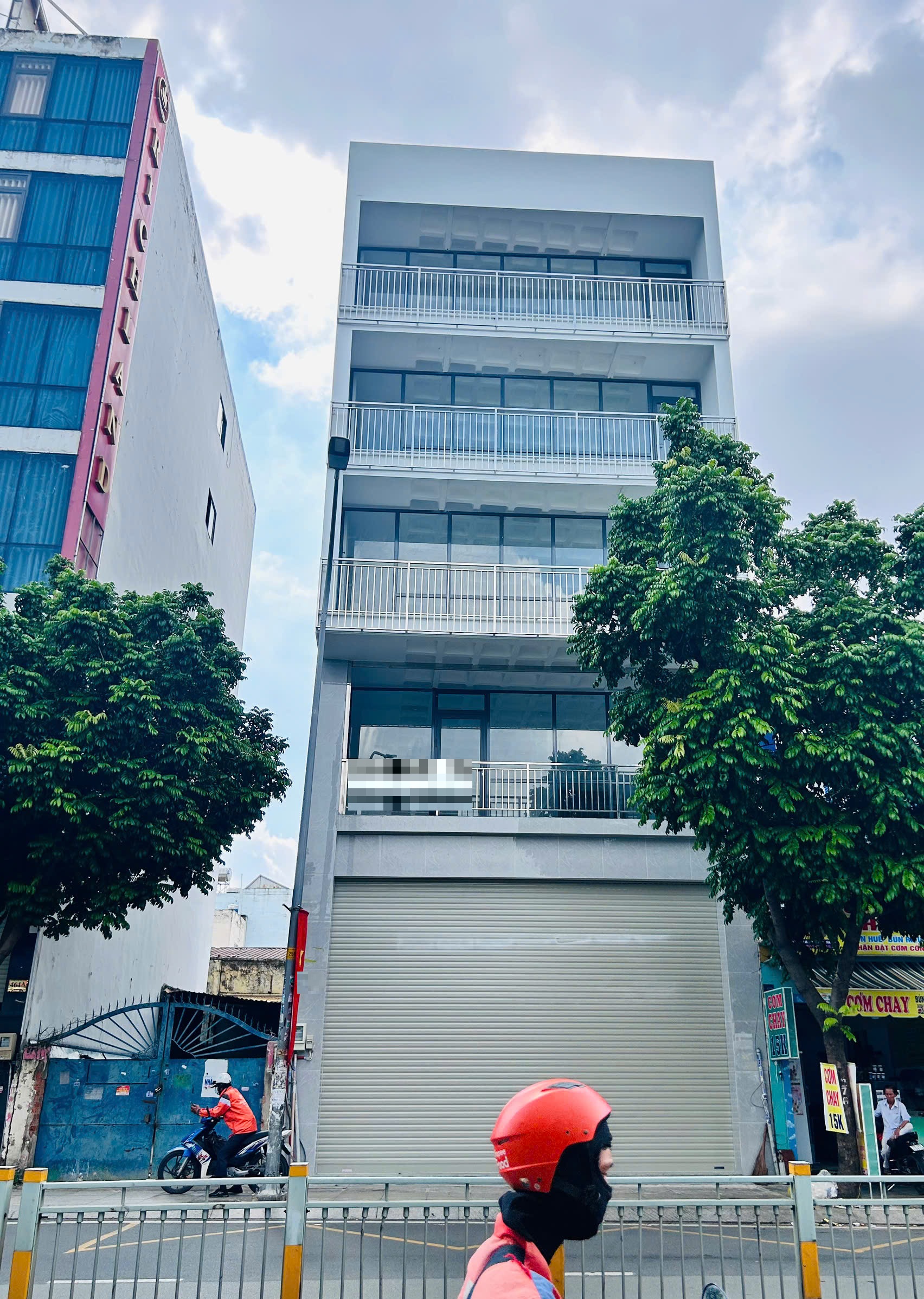 Tòa nhà cho thuê đường Lũy Bán Bích Quận Tân Phú