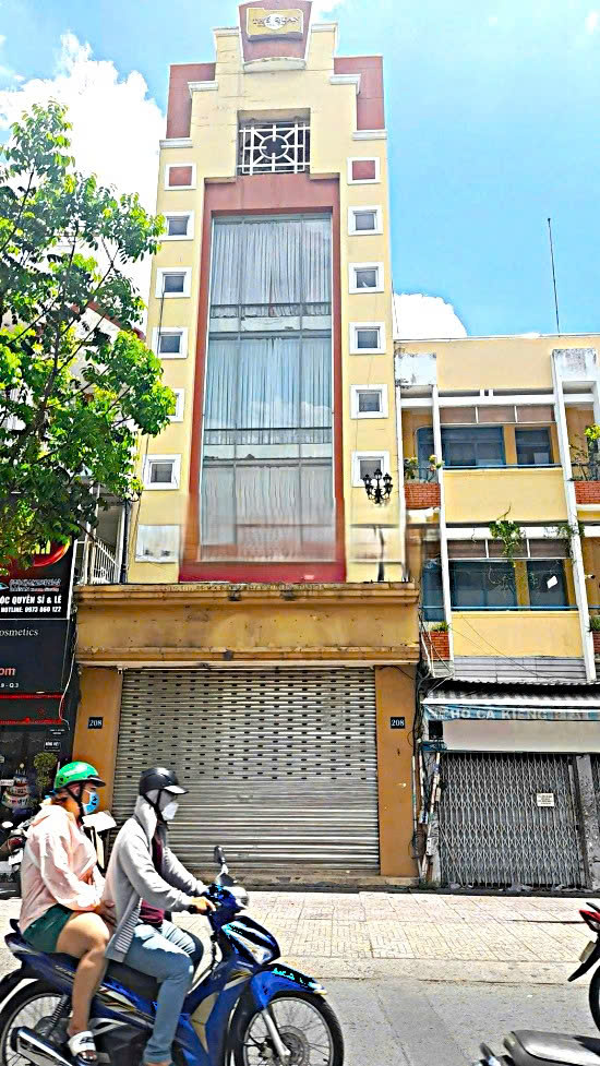Tòa nhà cho thuê mặt tiền 208 Lý Chính Thắng Quận 3
