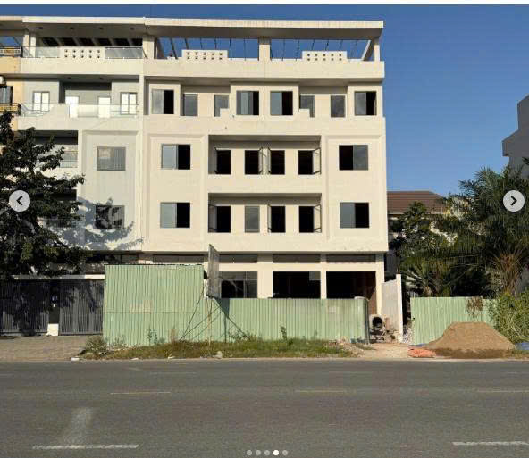 Tòa nhà cho thuê mặt tiền 229-231 Trương Văn Bang Quận 2