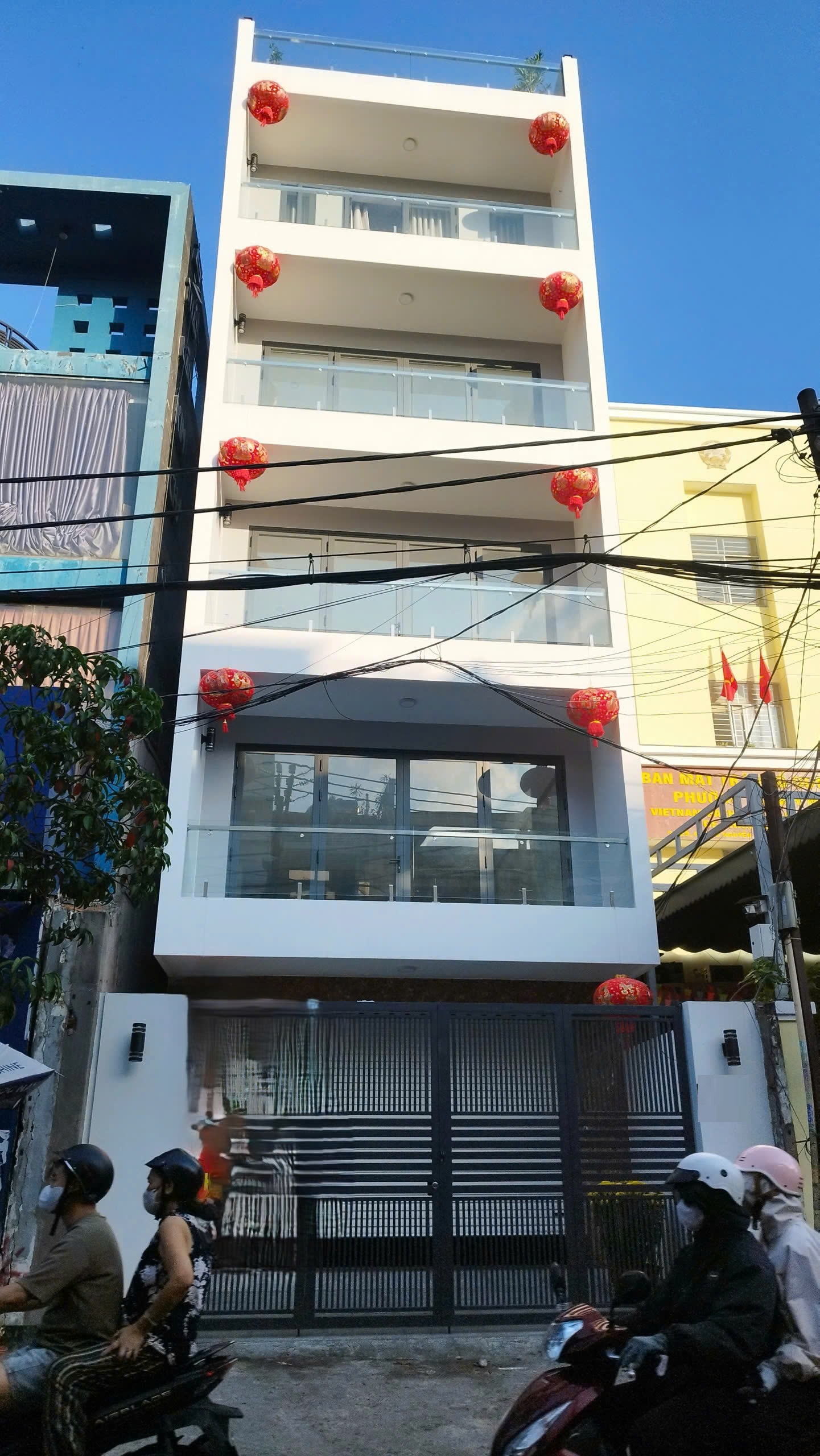 Tòa nhà cho thuê mặt tiền 27B Nguyễn Văn Lạc Quận Bình Thạnh