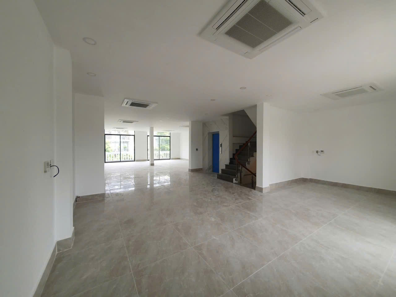 Tòa nhà cho thuê mặt tiền 31 đường số 37 khu Trần Não Quận 2