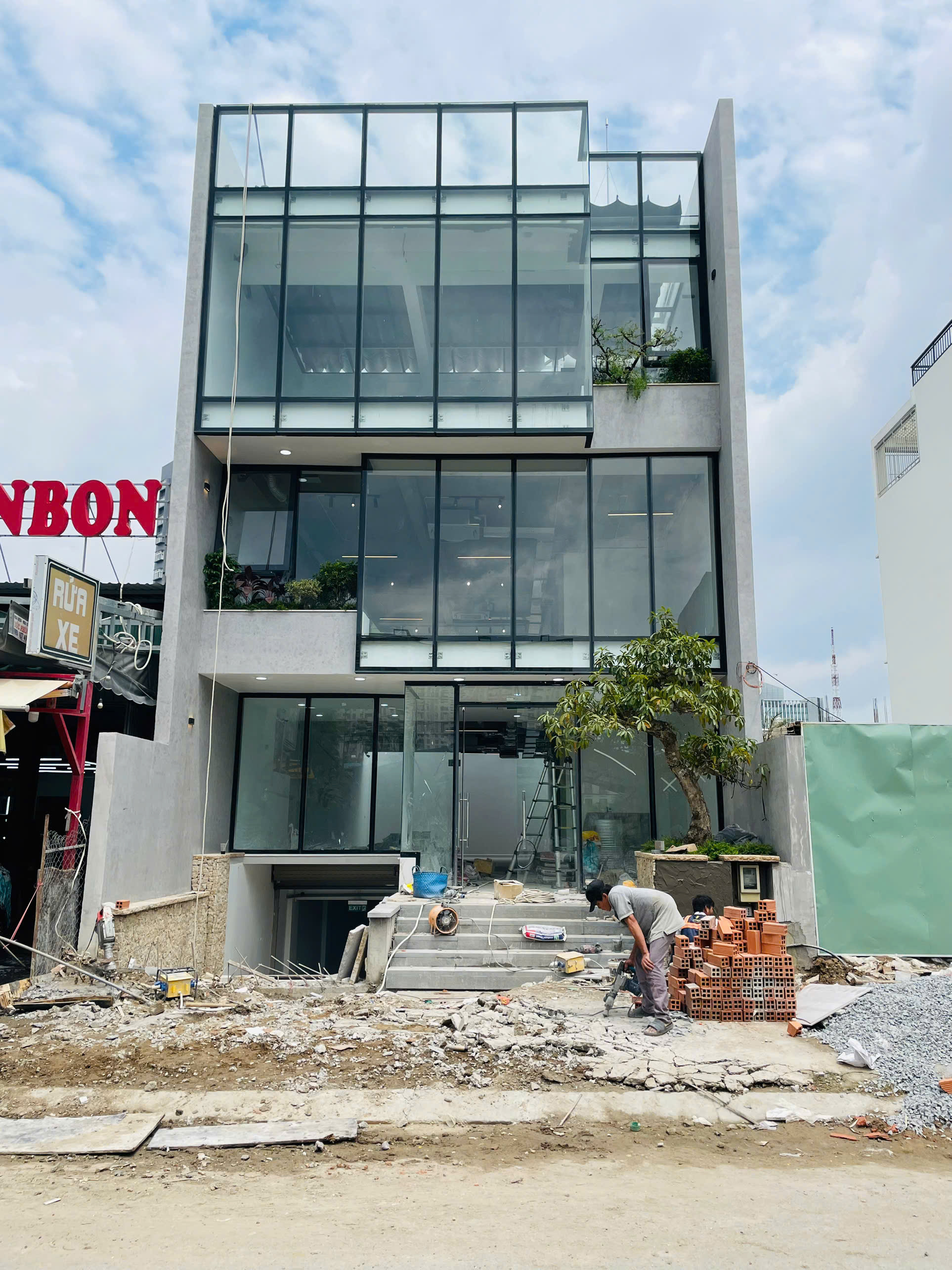 Tòa nhà cho thuê mặt tiền đường 36 P. An Phú Quận 2