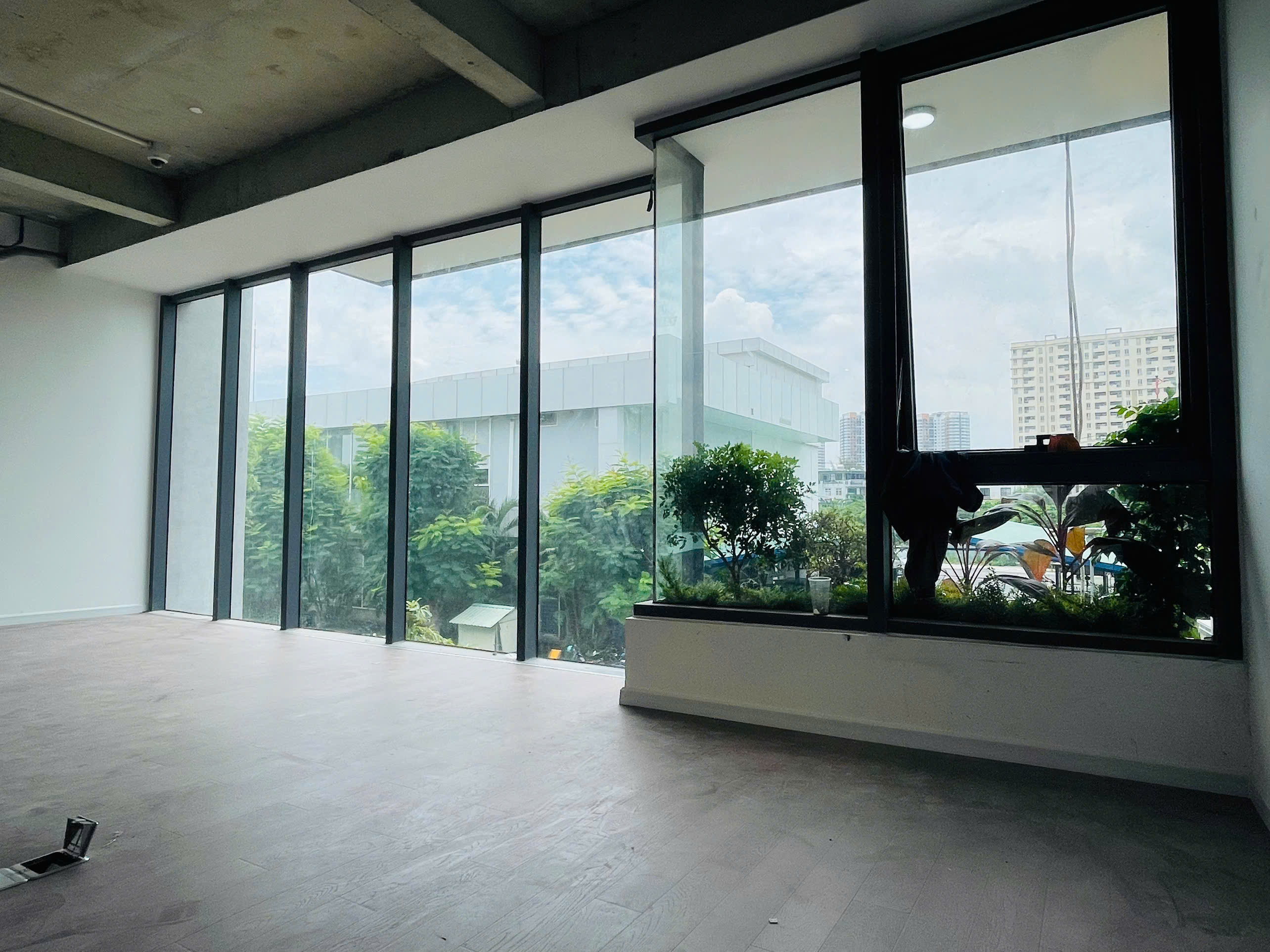 Tòa nhà cho thuê mặt tiền đường 36 P. An Phú Quận 2