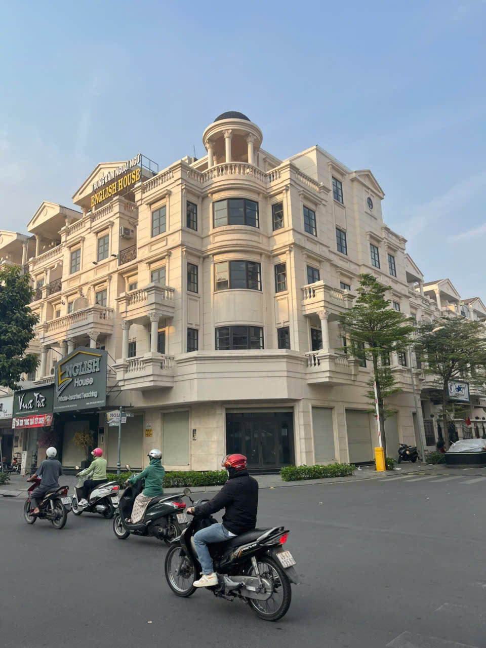 Tòa nhà cho thuê mặt tiền đường số 3 khu Cityland Park Hills Quận Gò Vấp