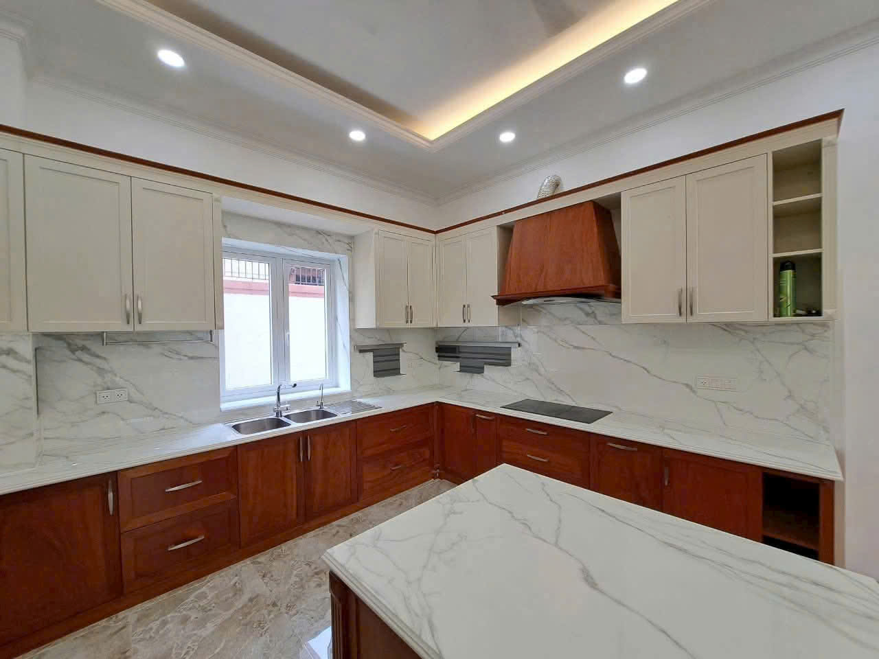 Cho thuê biệt thự đường sinh thái Sala (Saroma villas) đẹp nhất Thủ Thiêm Quận 2