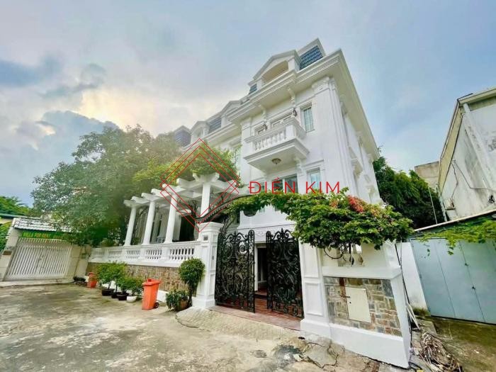 Cho thuê biệt thự đường Thảo Điền khu Fideco quận 2