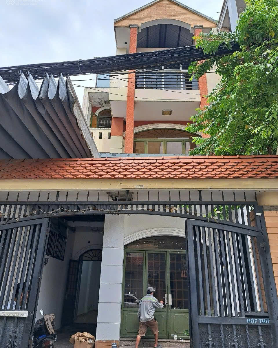 Cho thuê hẻm xe tải quận Tân Bình đường Út Tịch