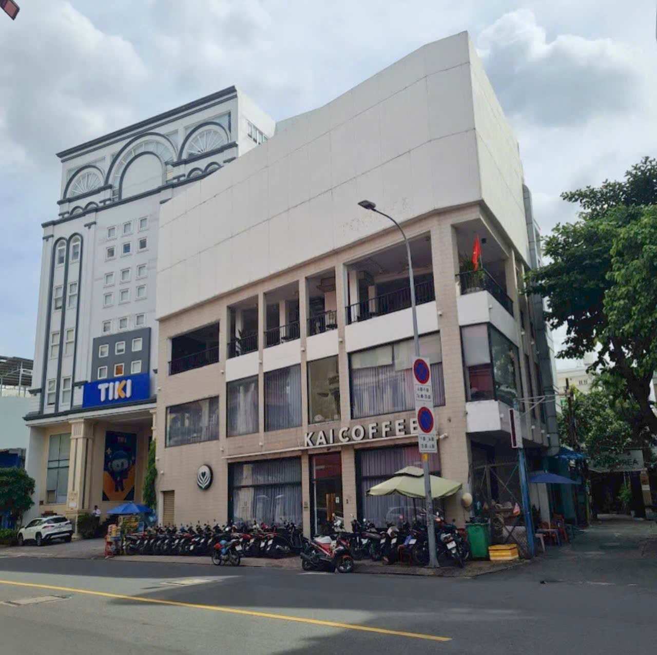 Cho thuê nhà góc 2 mặt tiền đường Út Tịch Quận Tân Bình