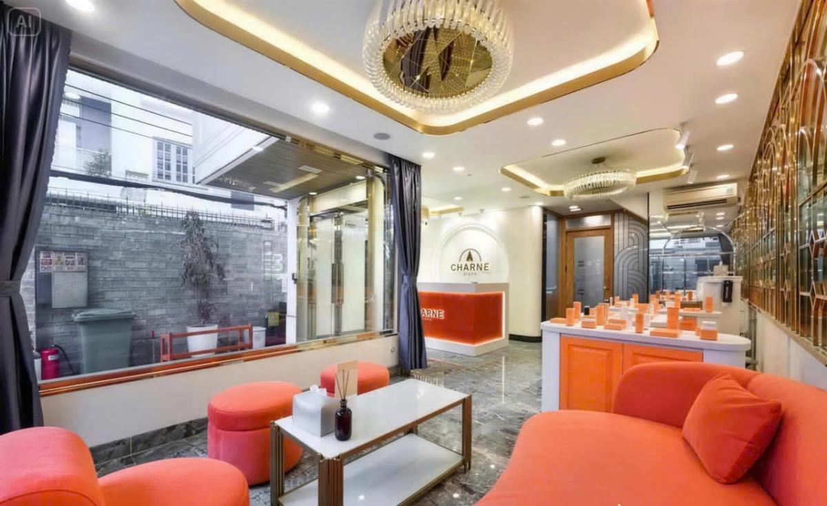 Cho thuê nhà góc 2 mặt tiền hẻm 449 đường Sư Vạn Hạnh Quận 10