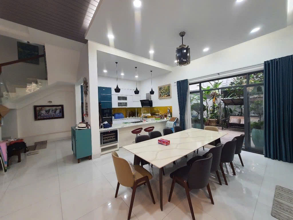 Cho thuê nhà mặt tiền 30 đường số 9 P. Tân Thuận Đông Quận 7