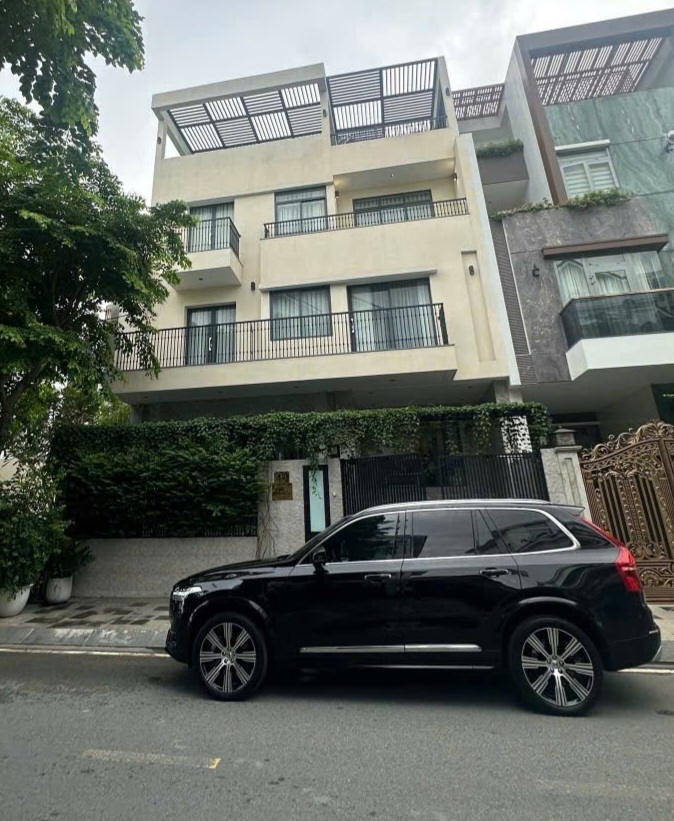 Cho thuê nhà mặt tiền đường D3 Saigon Mystery Thạnh Mỹ Lợi Quận 2
