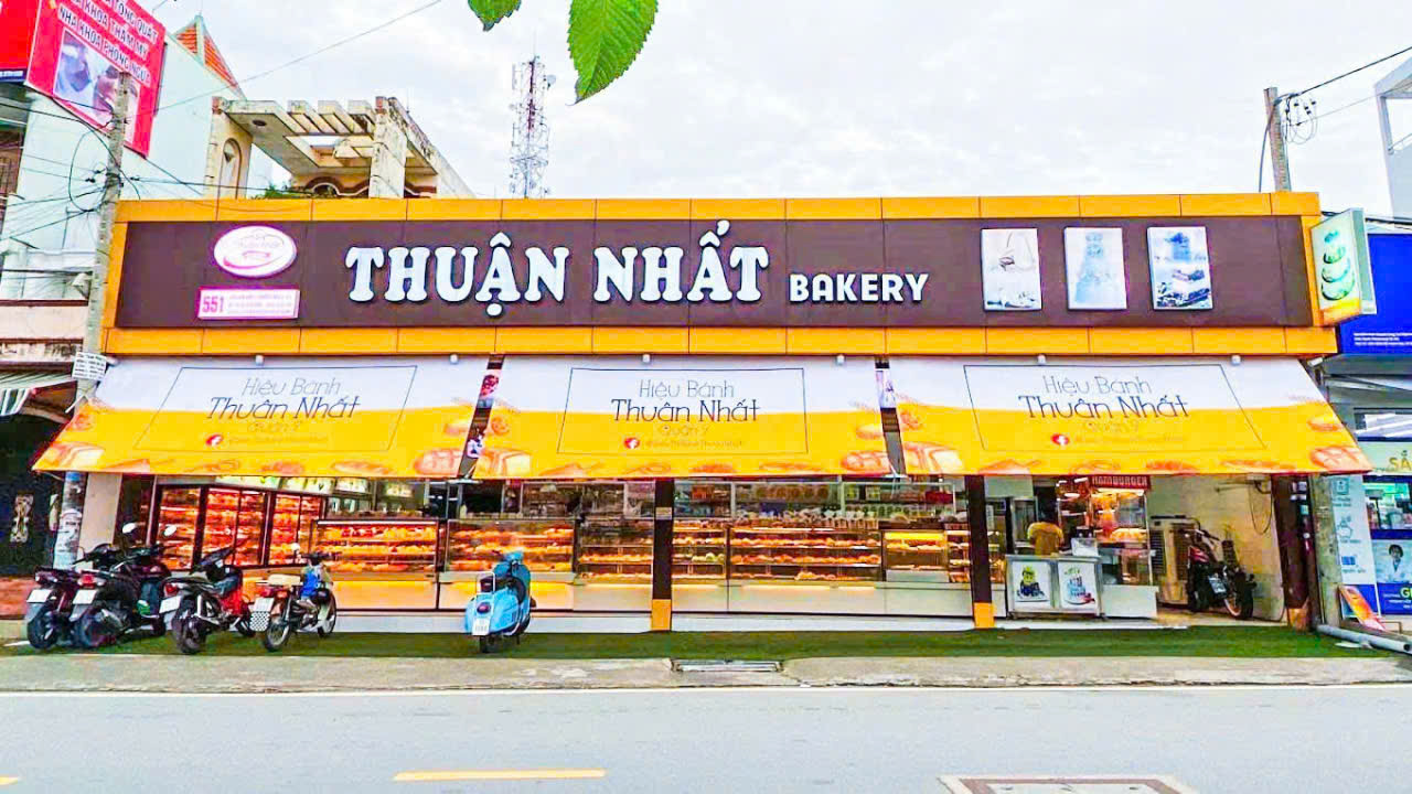 Cho thuê nhà mặt tiền đường Đỗ Xuân Hợp Quận 9