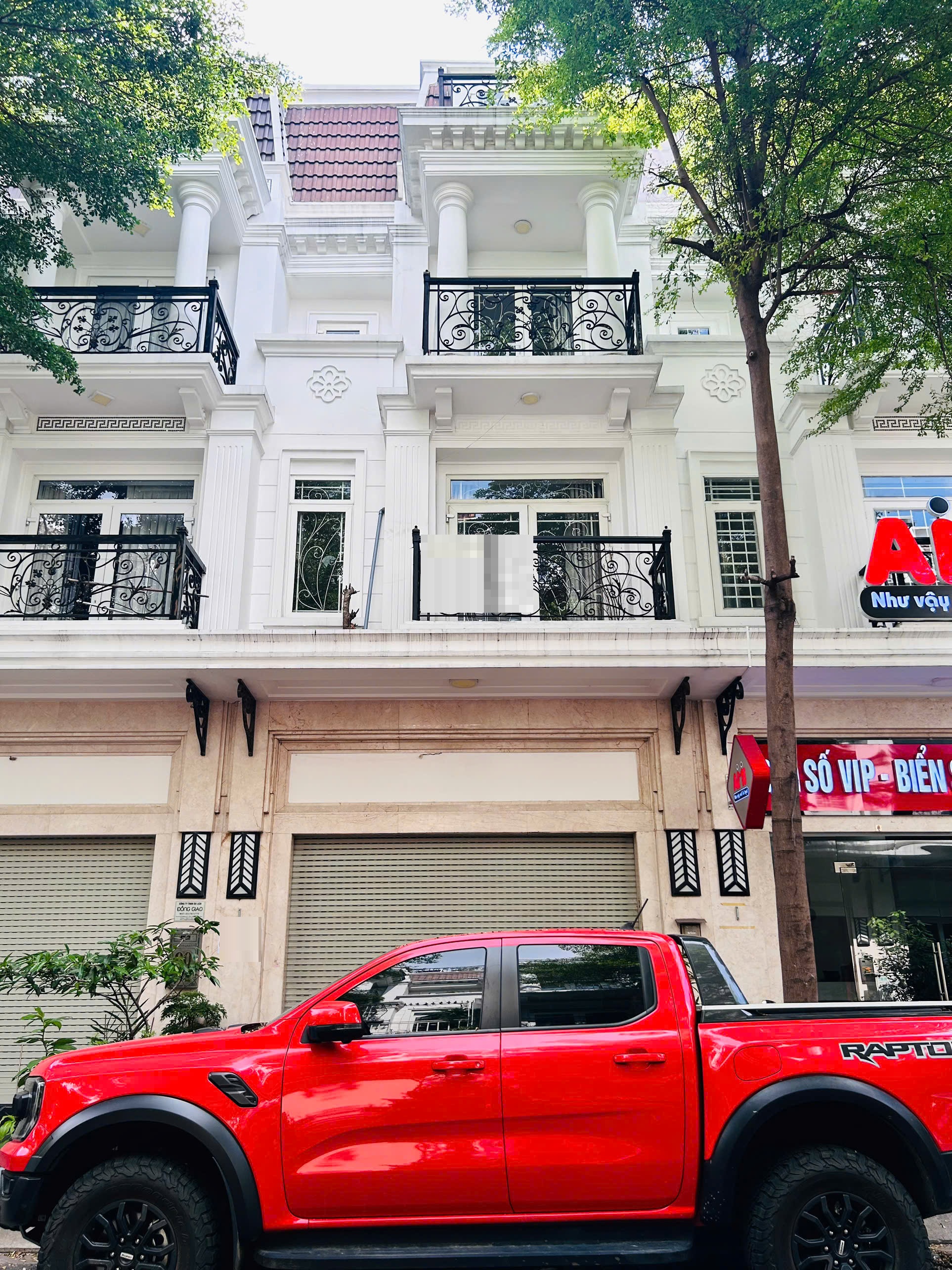 Cho thuê nhà mặt tiền đường số 1 khu Cityland Central Hills quận Gò Vấp