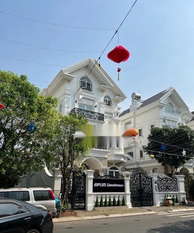 Cho thuê nhà mặt tiền Đường số 8 khu City Garden