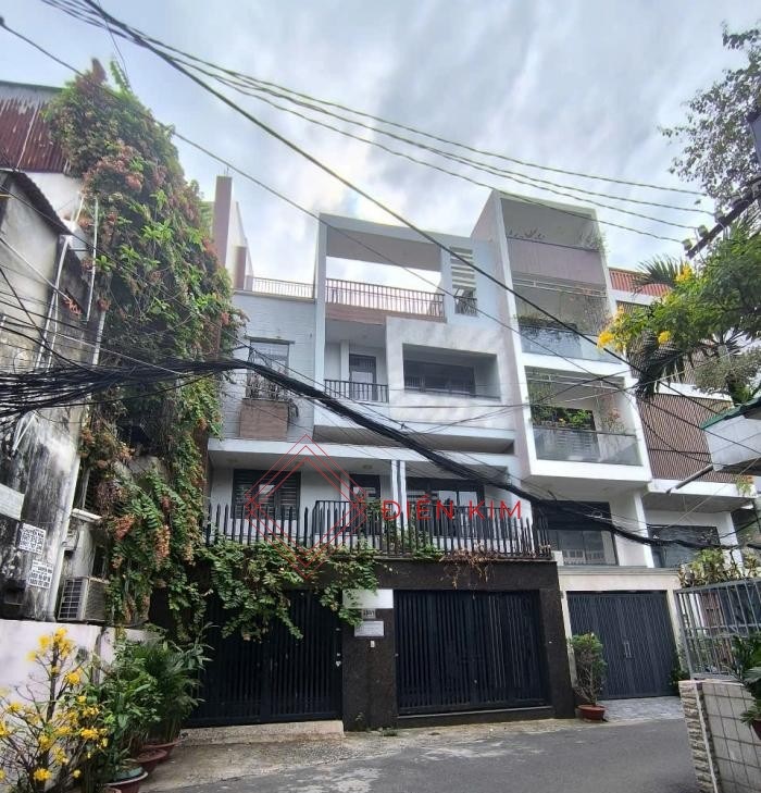 Cho thuê nhà vị trí đẹp trên đường Trường Chinh quận Tân Bình