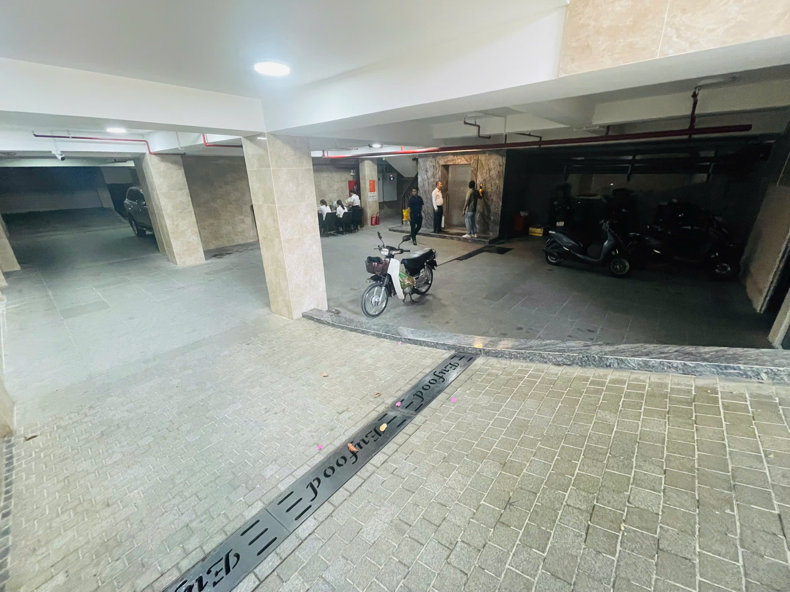 Cho thuê tòa nhà mặt tiền đường số 60 Thạnh Mỹ Lợi Quận 2