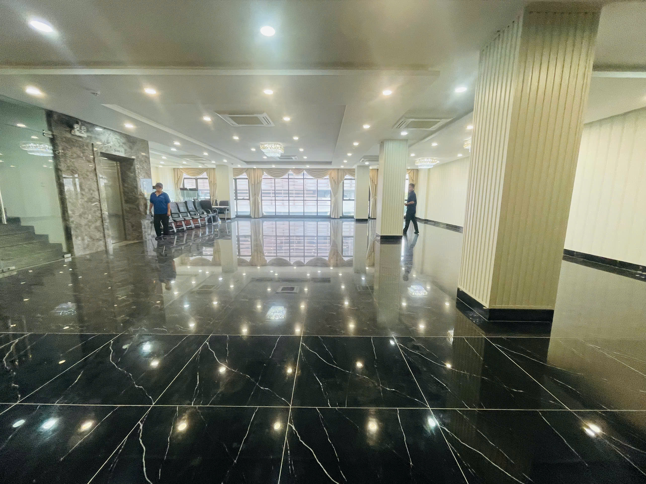 Cho thuê tòa nhà mặt tiền đường số 60 Thạnh Mỹ Lợi Quận 2