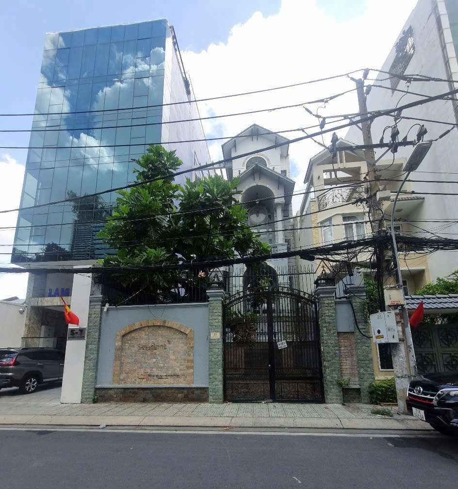 Cho thuê tòa nhà mới xây trên đường Lam Sơn, Quận Phú Nhuận