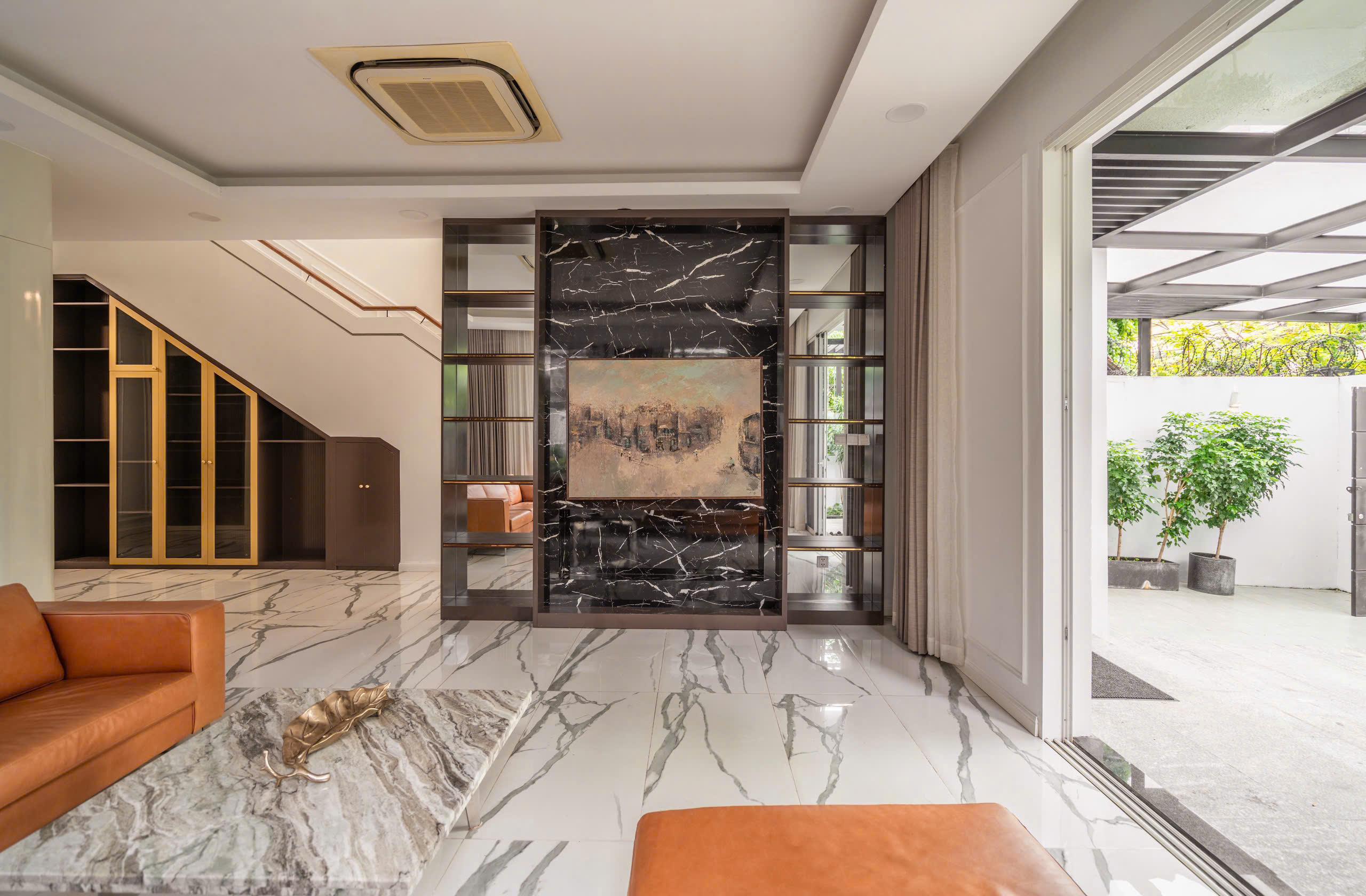 Cho thuê villa đường Nguyễn Văn Hưởng Quận 2