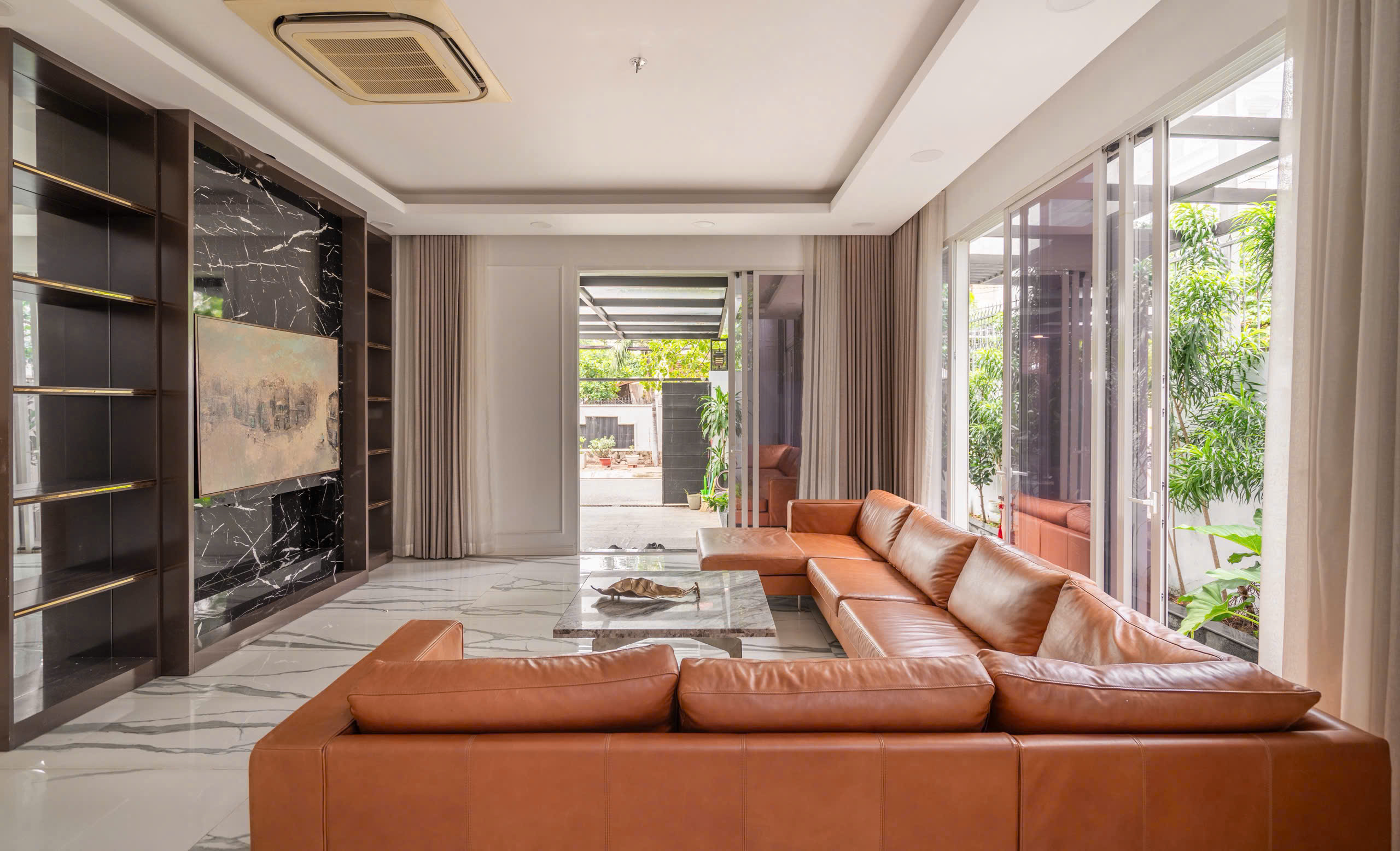 Cho thuê villa đường Nguyễn Văn Hưởng Quận 2