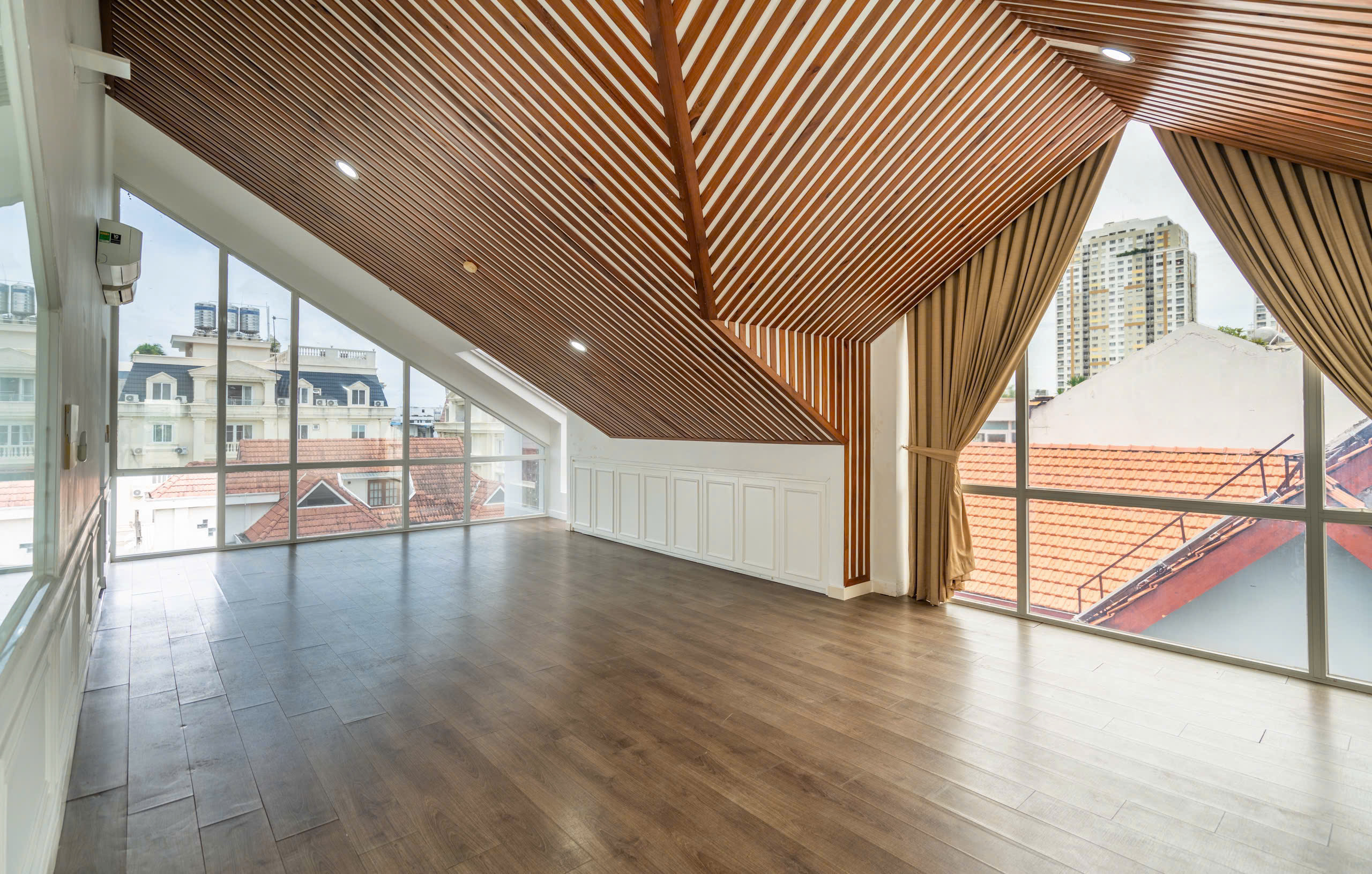 Cho thuê villa đường Nguyễn Văn Hưởng Quận 2