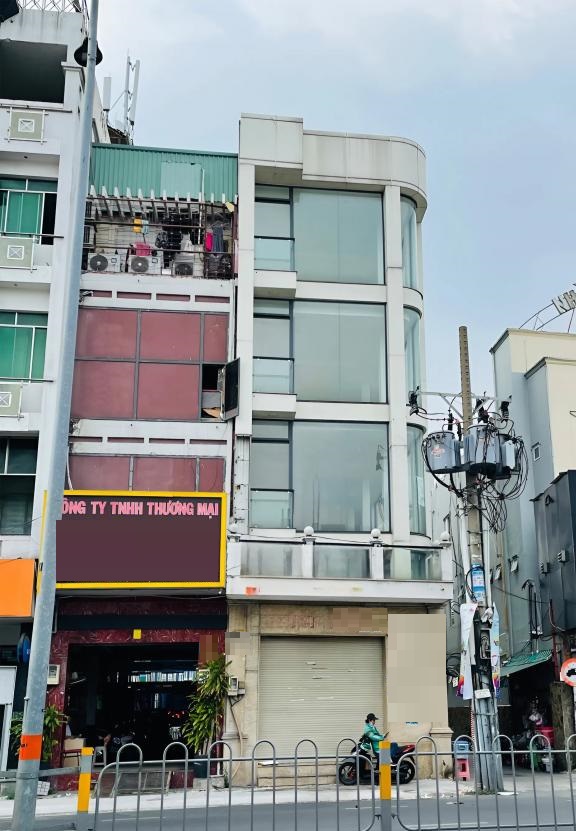 Nhà Mặt Tiền Đường Phan Đăng Lưu Cho Thuê