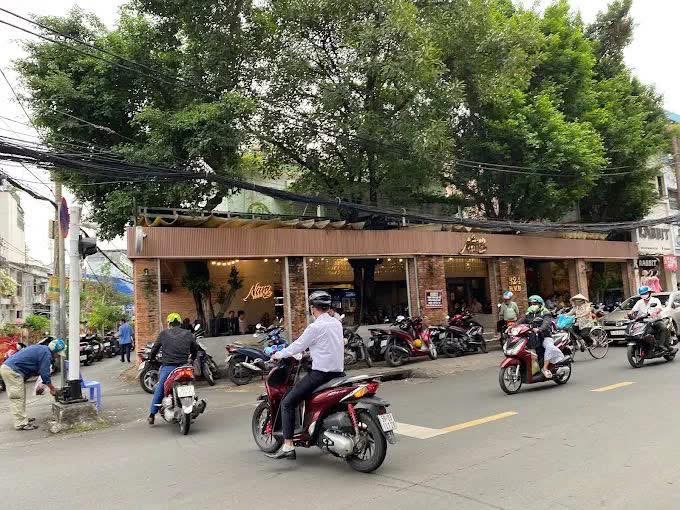 Cho thuê nhà mặt tiền đường Huỳnh Văn Bánh Gần chợ Phú Nhuận