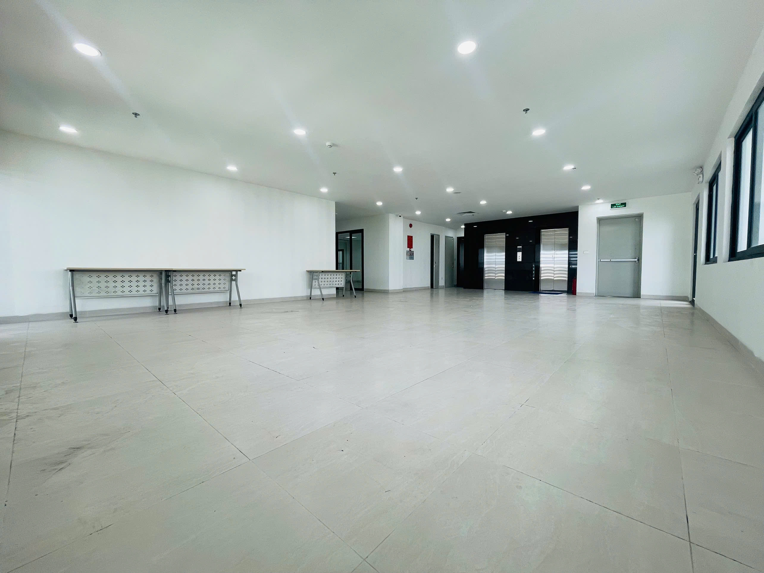 Tòa nhà cho thuê đường Nguyễn Trọng Tuyển Quận Phú Nhuận