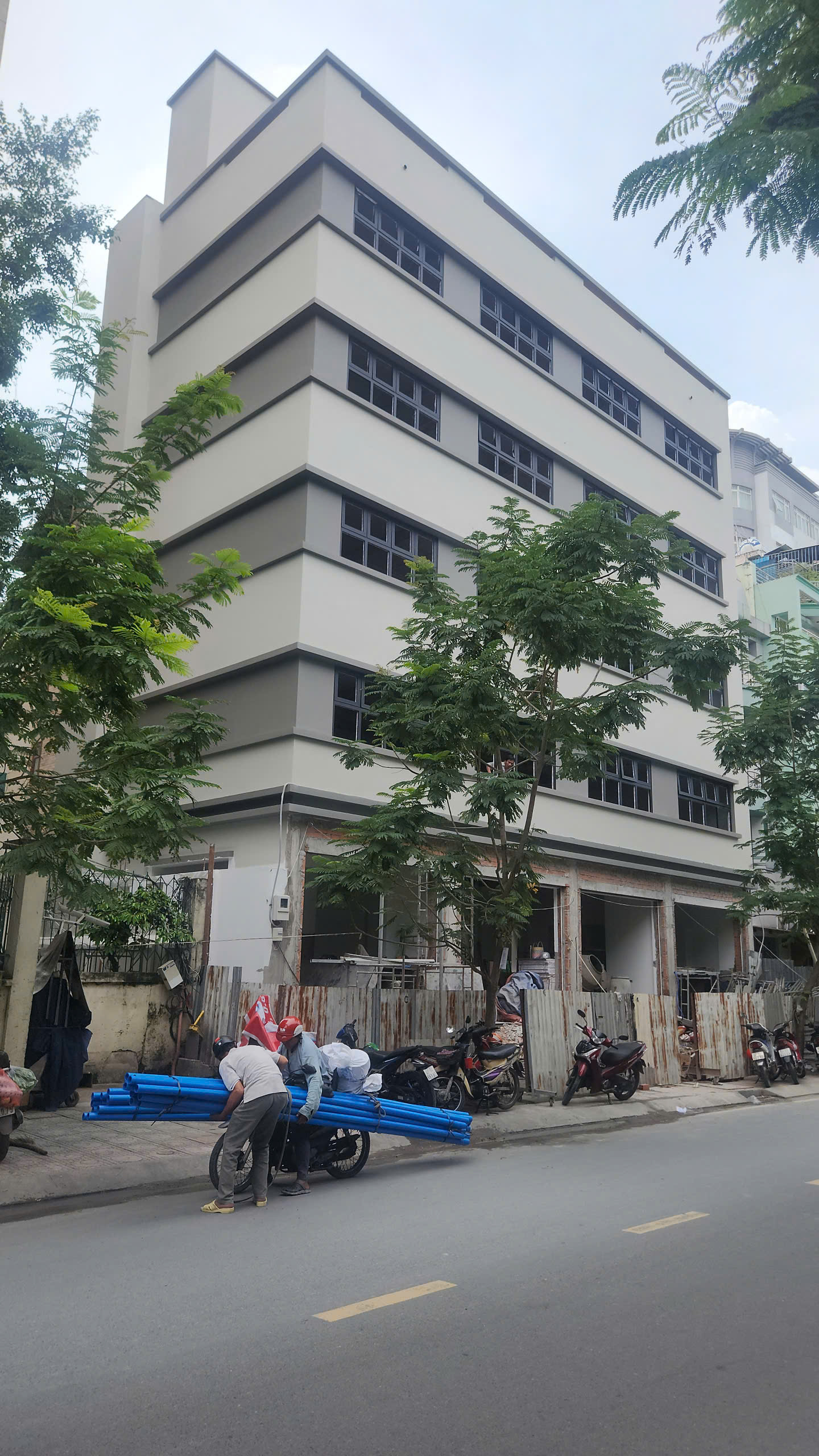 Tòa nhà cho thuê đường Thành Thái Quận 10