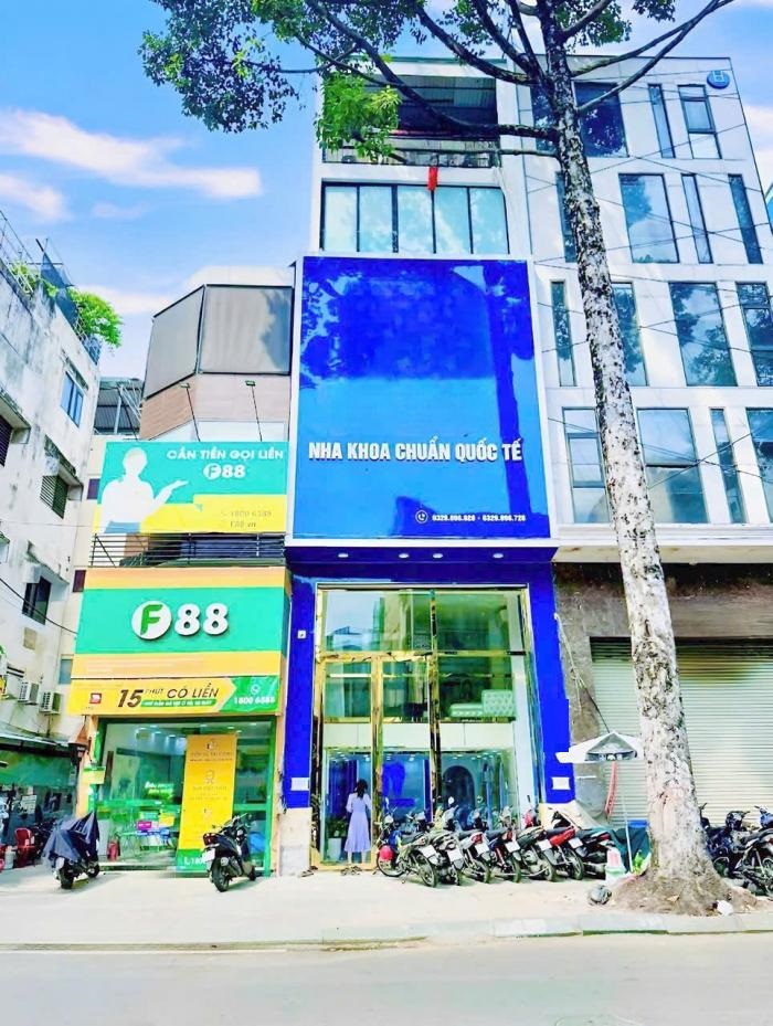 Tòa nhà cho thuê mặt tiền đường Trần Quang Khải Quận 1