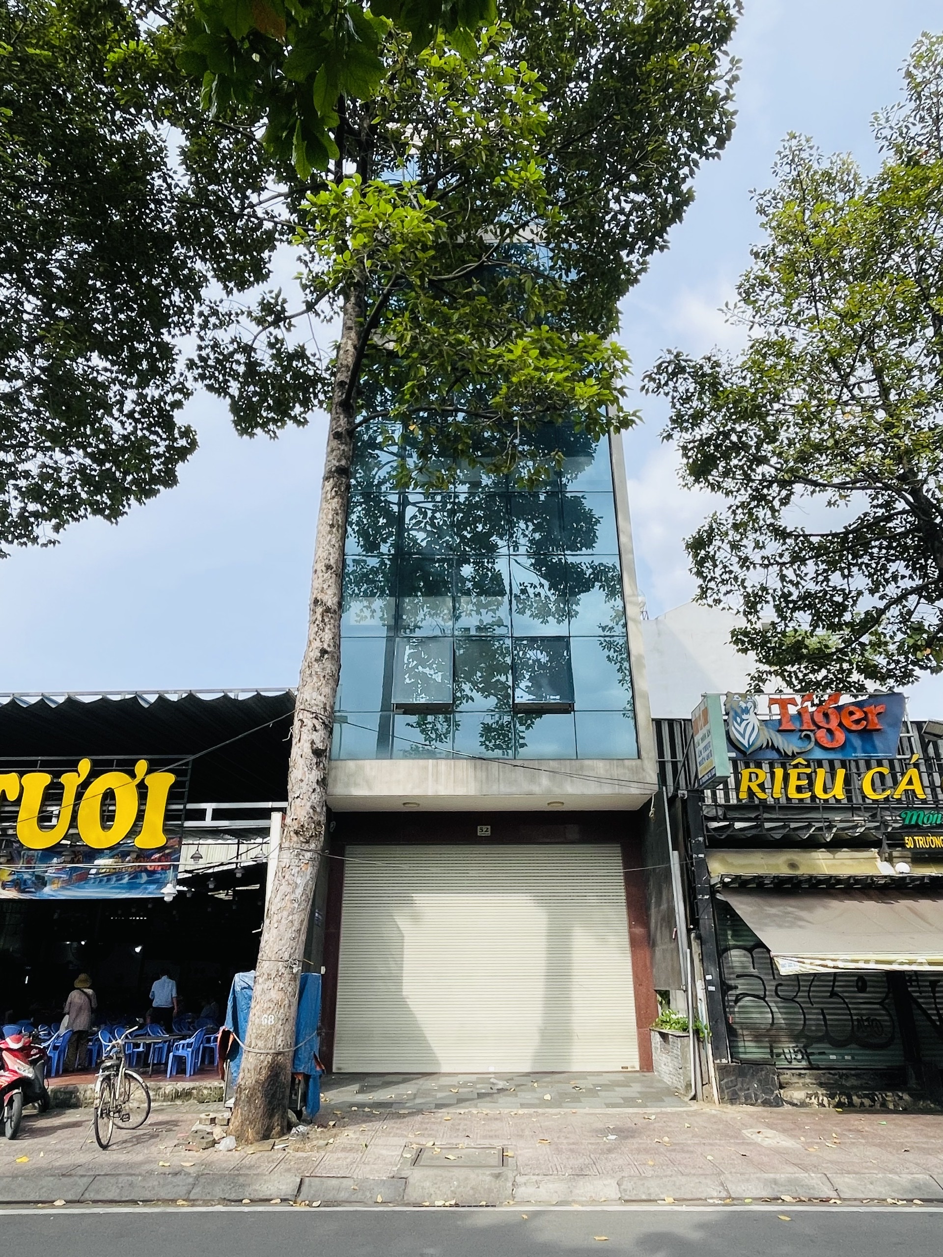 Tòa Nhà Mặt Tiền Trường Sa Cho Thuê Quận Bình Thạnh