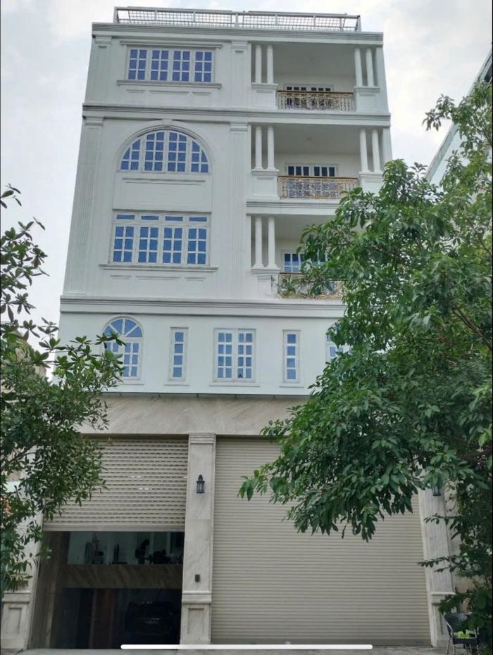 Tòa Nhà Mới Xây Đường Trương Văn Bang Quận 2 Cho Thuê